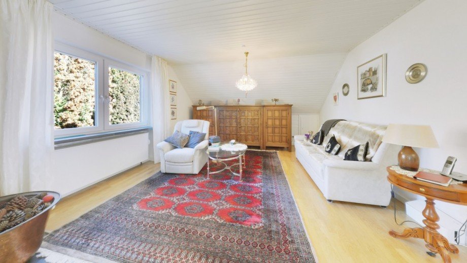 Wohnzimmer Dachgeschosswohnung Wiesbaden