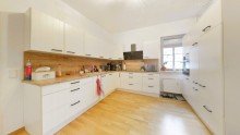 OG K�che *Lorch am Rhein - Gro�es 10-Zimmer-Haus in zentraler Lage *