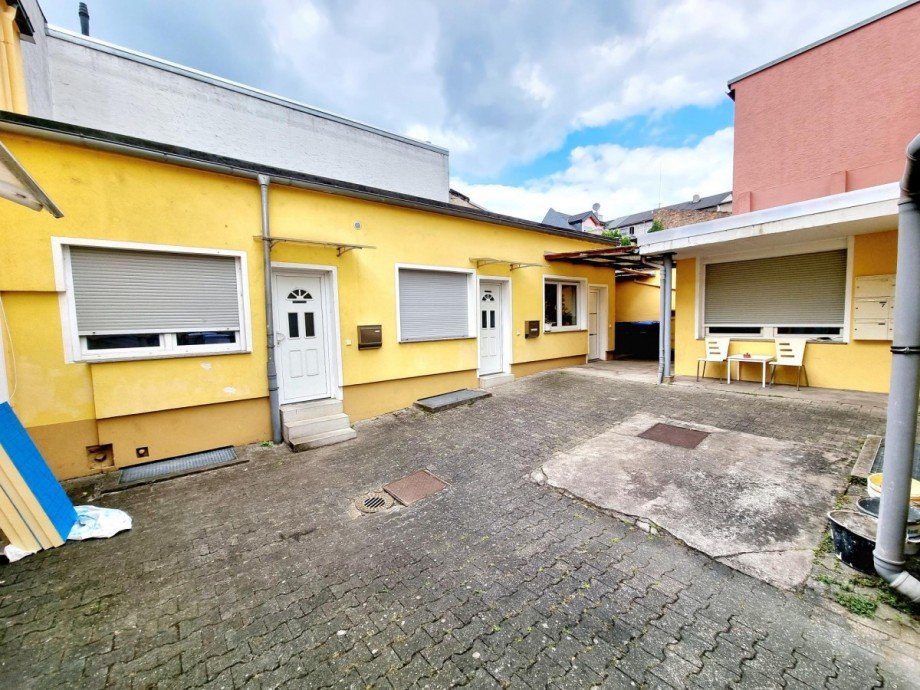 Innenhof Mehrfamilienhaus R�desheim am Rhein