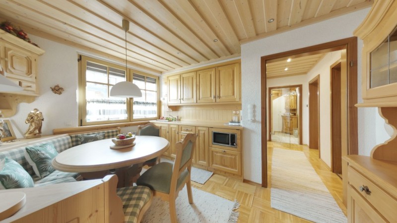 EG K�che Doppelhaush�lfte Oestrich-Winkel