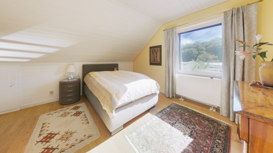 Schlafzimmer Dachgeschosswohnung Wiesbaden