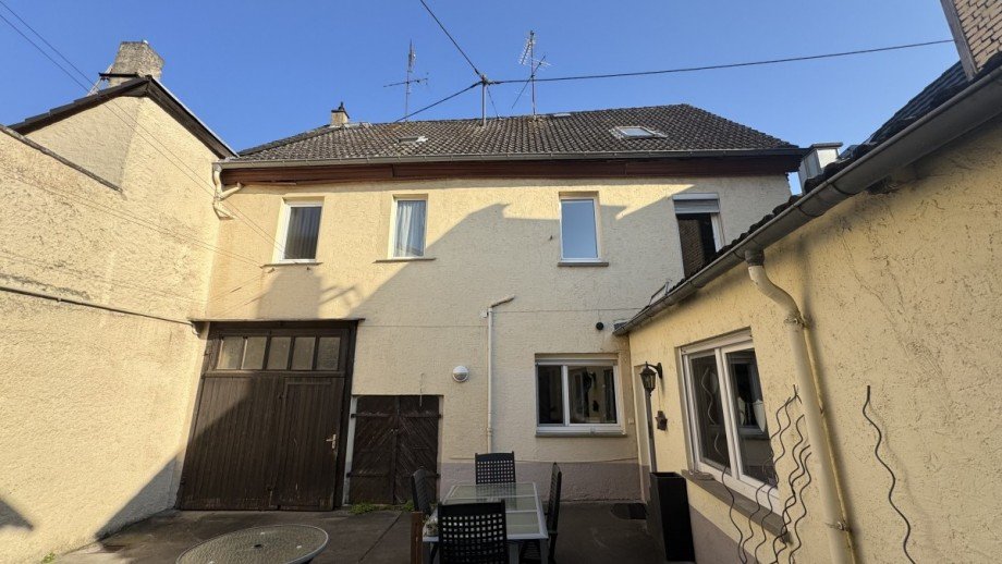 Ansicht Haupthaus Zweifamilienhaus Eltville am Rhein