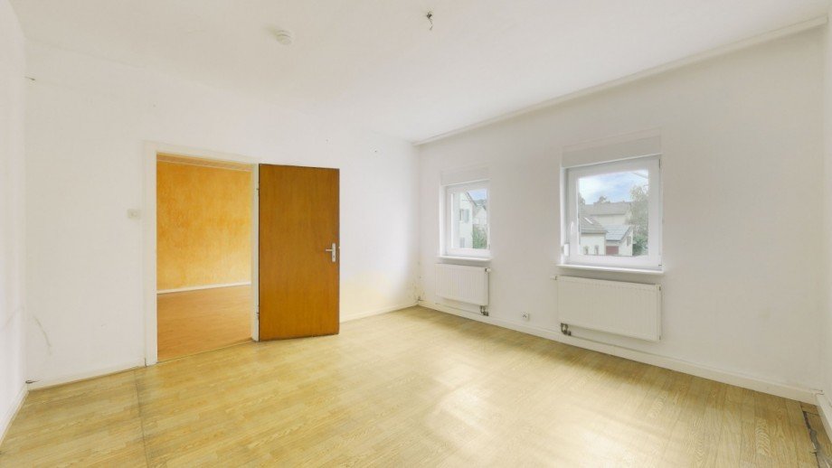 DG Schlafzimmer Zweifamilienhaus Oestrich-Winkel