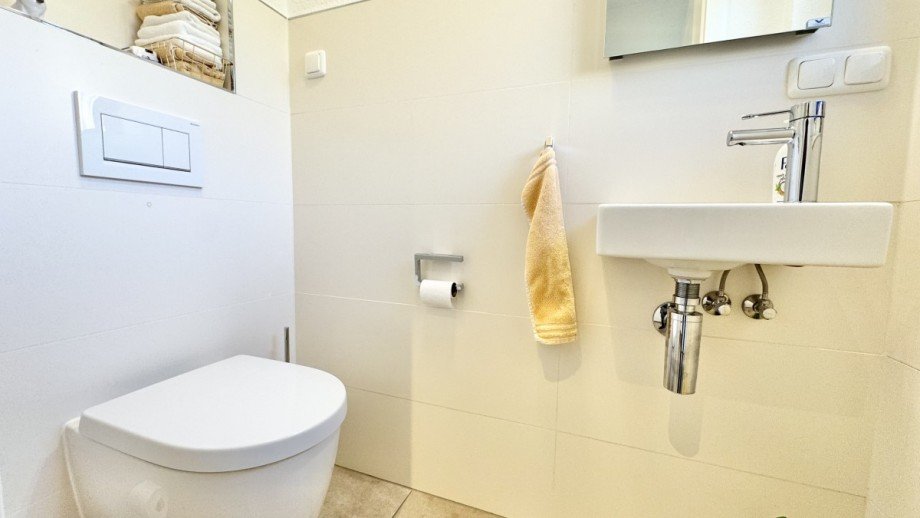 G�ste-WC Einfamilienhaus Oestrich-Winkel