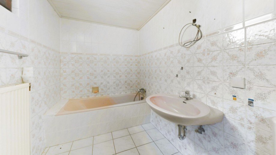 UG Bad Einfamilienhaus R�desheim am Rhein