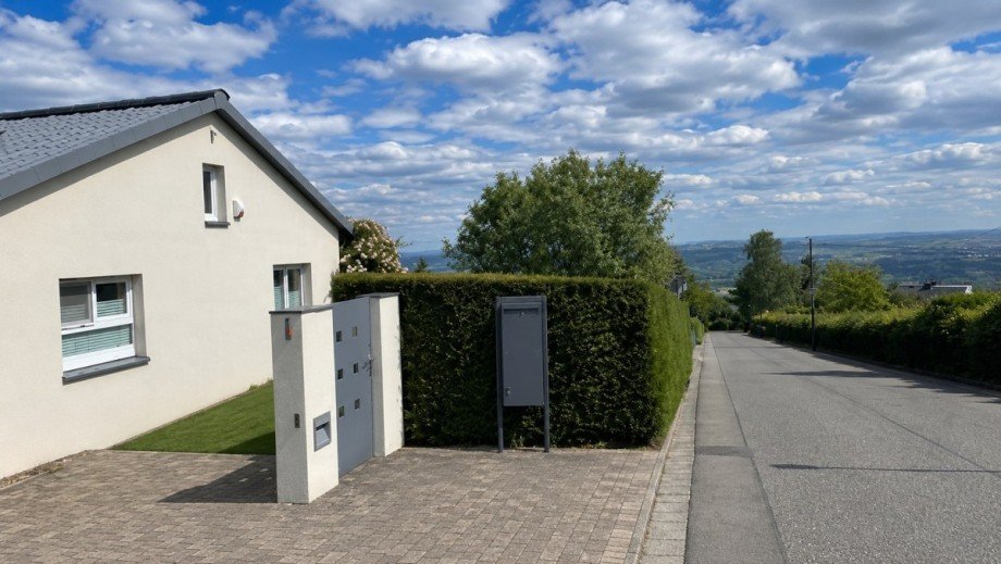 Zufahrt Einfamilienhaus Oestrich-Winkel