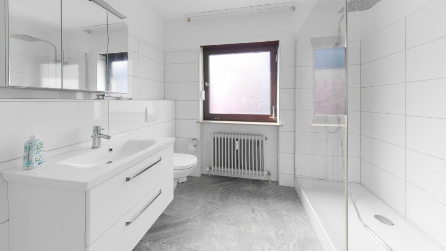 Badezimmer Etagenwohnung Geisenheim