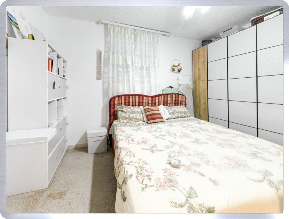 Schlafzimmer 2 Mehrfamilienhaus Eltville