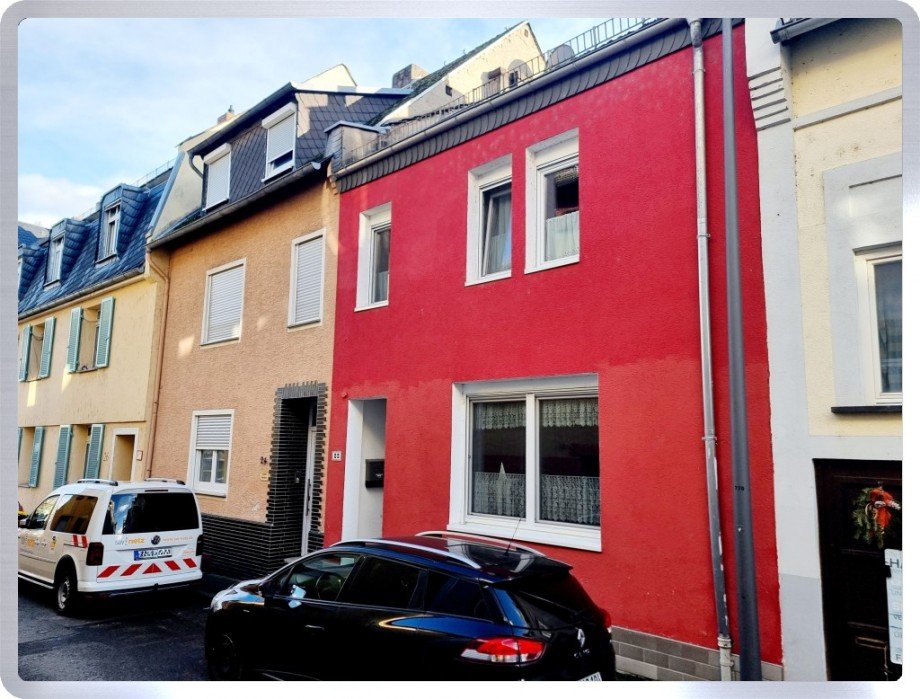 Stra�enansicht Reihenmittelhaus R�desheim am Rhein
