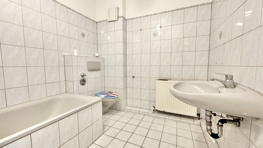 Badezimmer Ansicht 1 Etagenwohnung Eltville am Rhein