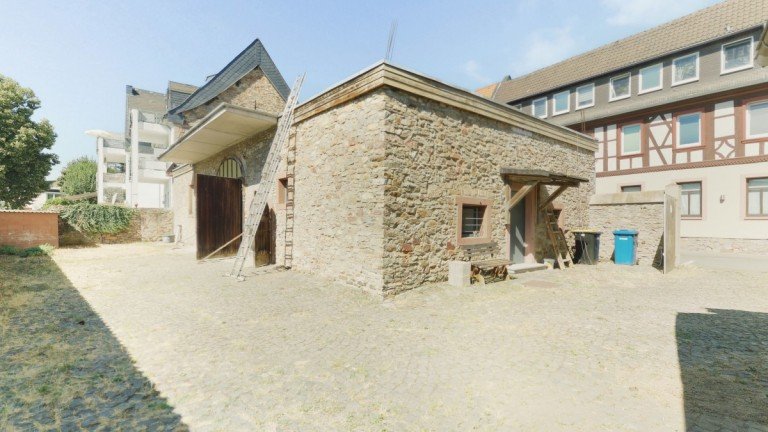 Titel Oestrich-Winkel Halle / Lager / Produktion Winkel: Ehemaliges Kelterhaus f�r gewerbliche Nutzung