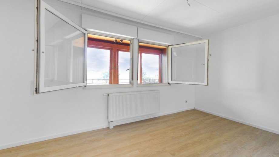 EG Schlafzimmer Einfamilienhaus R�desheim am Rhein