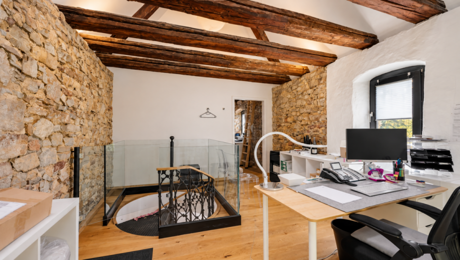 Nebengeb�ude B�ro Haus Oestrich-Winkel