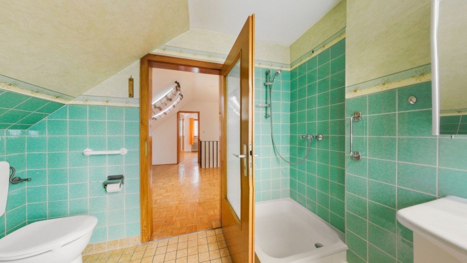 DG Bad Einfamilienhaus Oestrich-Winkel