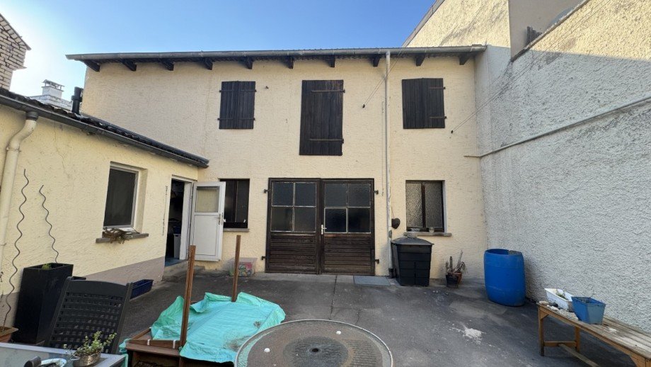 Ansicht Nebengeb�ude Zweifamilienhaus Eltville am Rhein