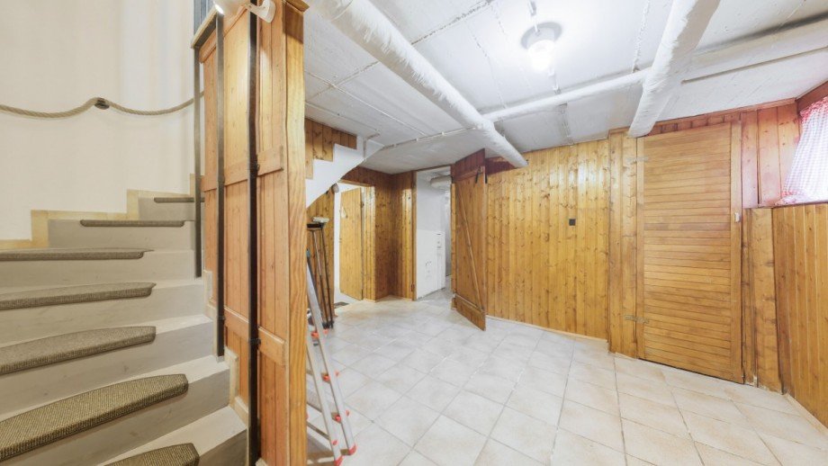 KG Flur Einfamilienhaus Oestrich-Winkel