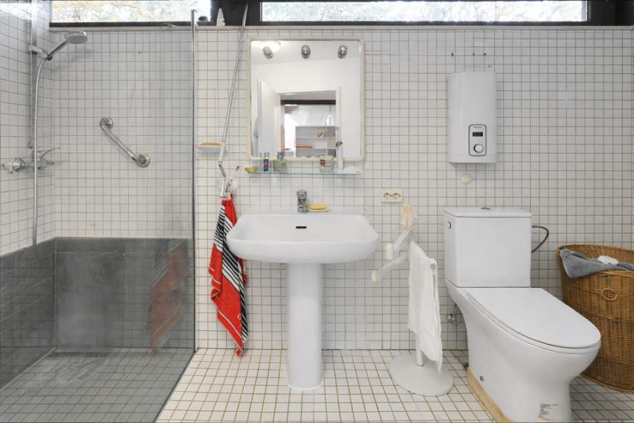 Badezimmer 1 Wohnung Eltville