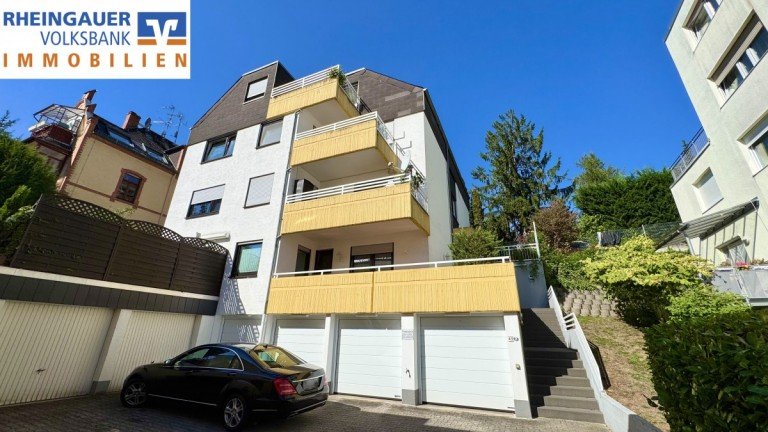 Au�enaufnahme Wiesbaden Dachgeschosswohnung WI-Sonnenberg: Gro�z�gige 3-Zimmer-Dachgeschosswohnung mit Kamin und zwei Balkonen
