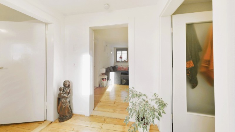 DG Flur Reihenmittelhaus Lorch