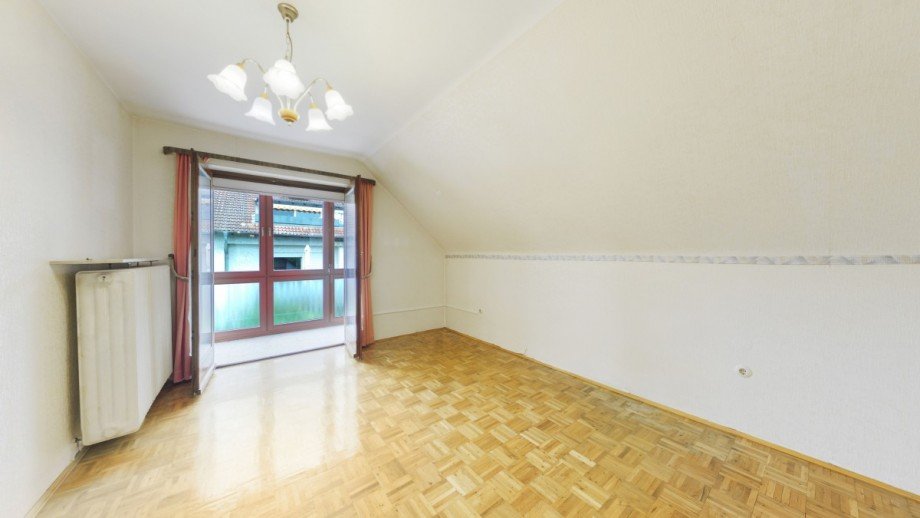 DG Schlafzimmer 1 Einfamilienhaus Oestrich-Winkel